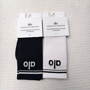 🧸New ALO yoga mid-tube socks sports socks women sweat-absorbent Pilates 2 pairs
